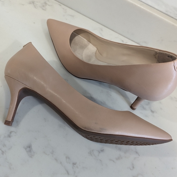 Cole Haan Women's The Go to Park Pumps - Picture 6 of 9